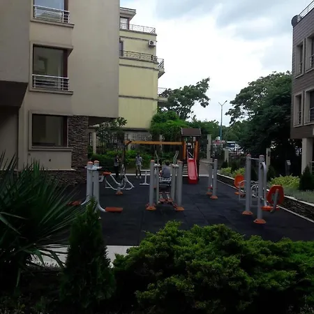 Sea Breeze. Apartman