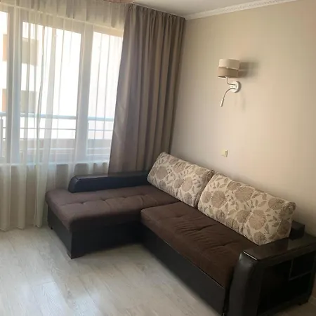 Sea Breeze. Apartmán
